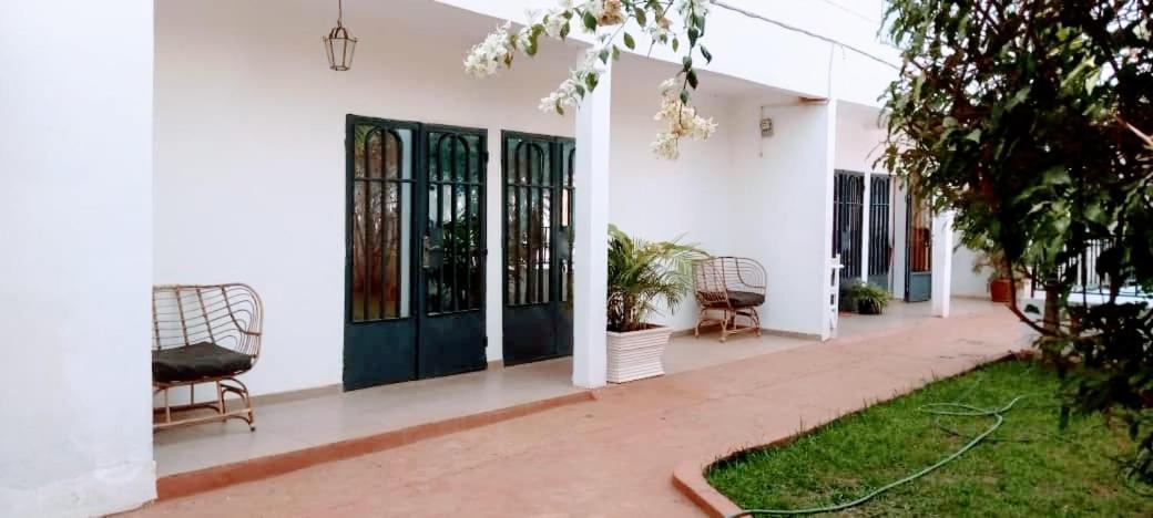 Appartement 2 Chambres Residence Avec Piscine Yaoundé Buitenkant foto
