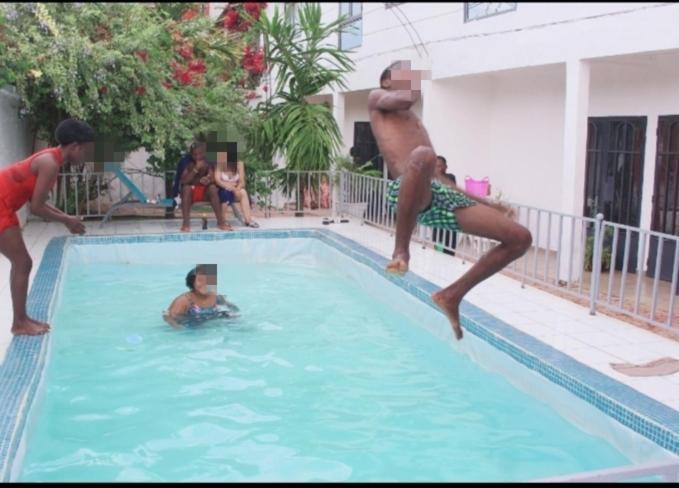 Appartement 2 Chambres Residence Avec Piscine Yaoundé Buitenkant foto
