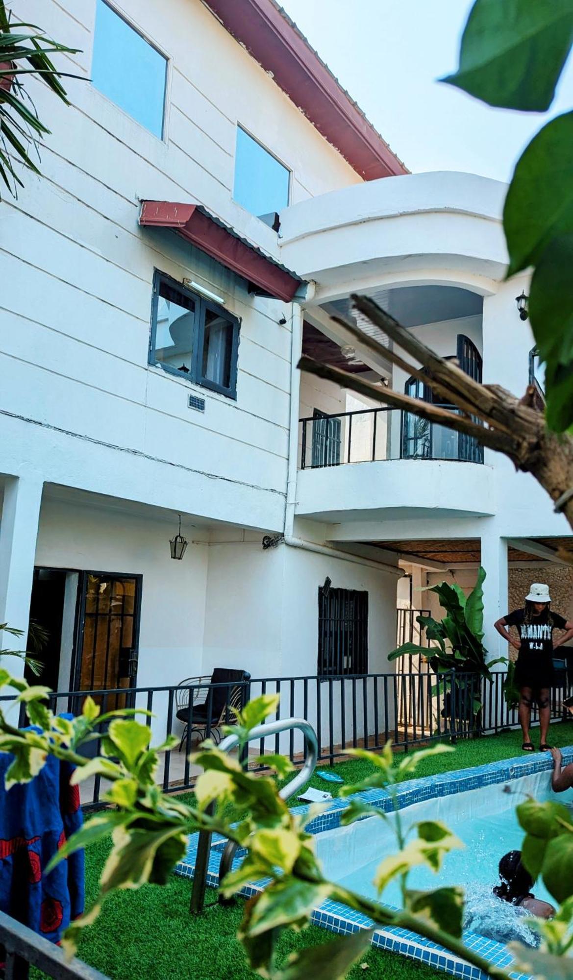 Appartement 2 Chambres Residence Avec Piscine Yaoundé Buitenkant foto